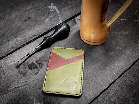 The Halsin vertical card wallet *blemish*